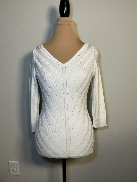 White House Black Market Tops - Ivory V-Neck Knit Sweater Top